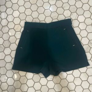 H&M hunter green dress shorts